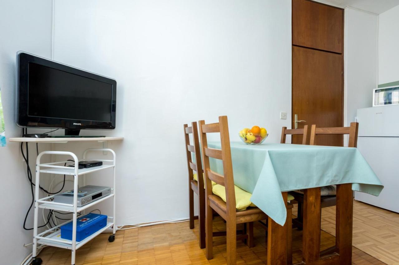 Apartment Jakovac By El-Pi Tours นยีวีเซ ภายนอก รูปภาพ
