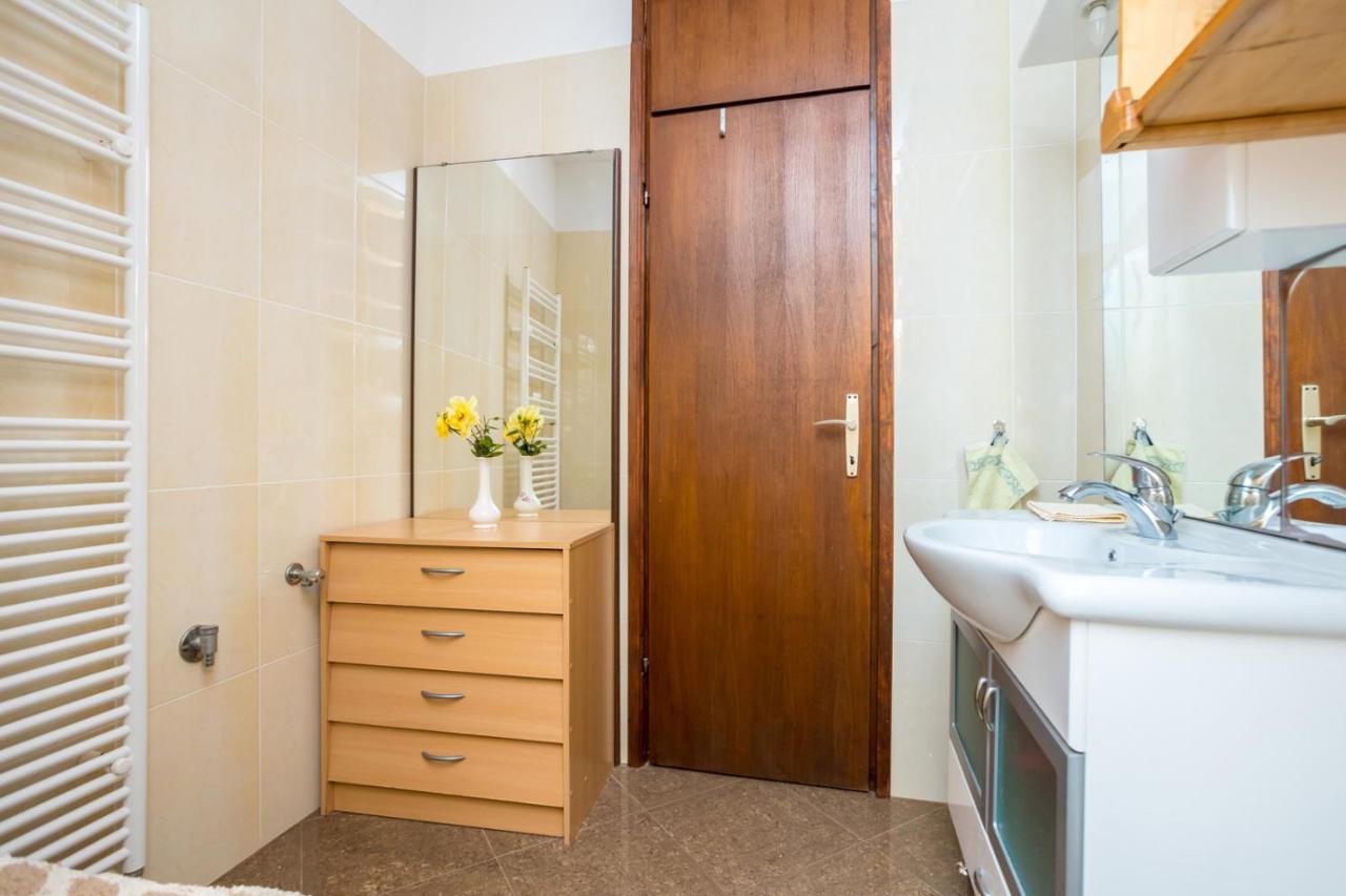 Apartment Jakovac By El-Pi Tours นยีวีเซ ภายนอก รูปภาพ
