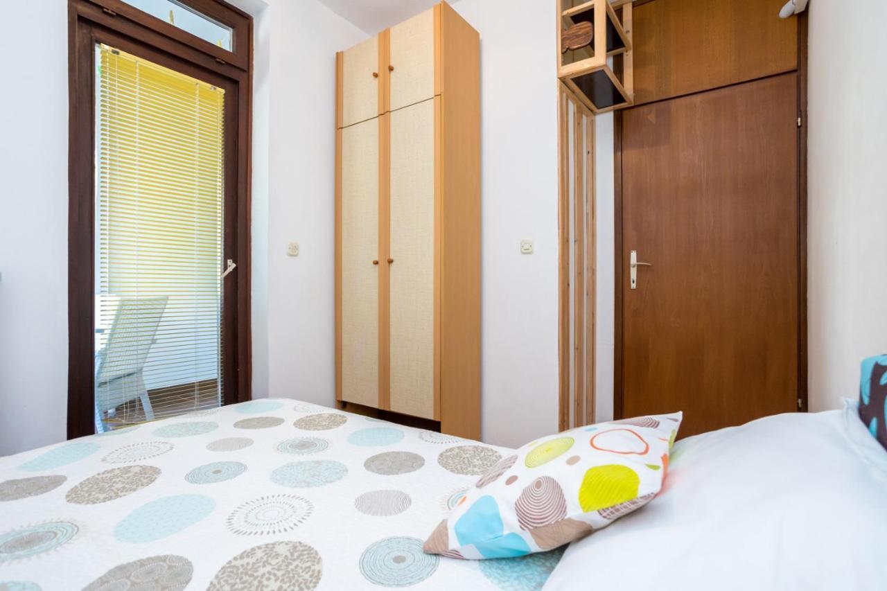 Apartment Jakovac By El-Pi Tours นยีวีเซ ภายนอก รูปภาพ