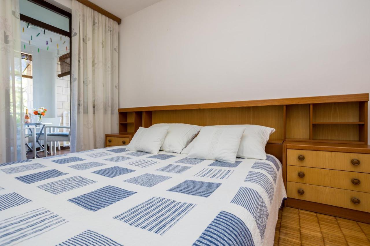 Apartment Jakovac By El-Pi Tours นยีวีเซ ภายนอก รูปภาพ